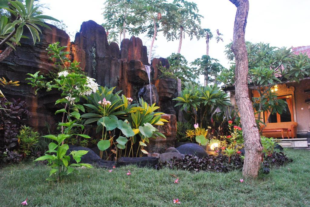 Trijaya Guest House Pemuteran Eksteriør billede
