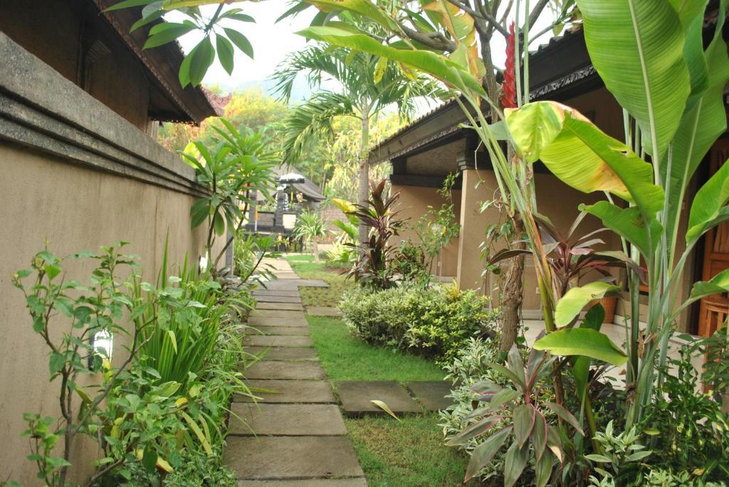 Trijaya Guest House Pemuteran Eksteriør billede